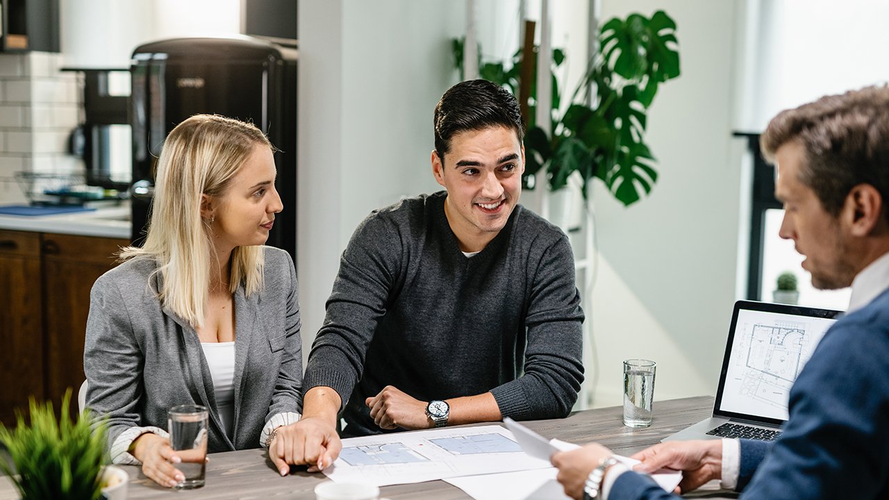 How Legal Consulting Reduces Business Risks